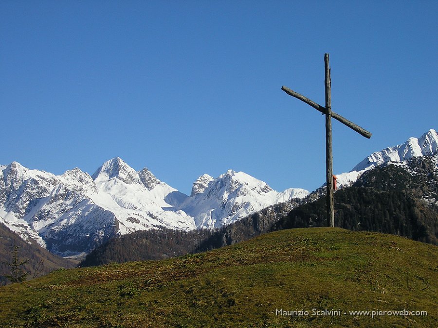 17 Croce alla casera di Monte Colle.JPG